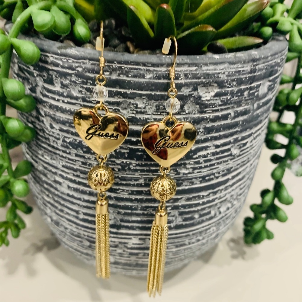 E5- Guess Gold plated long Earrings